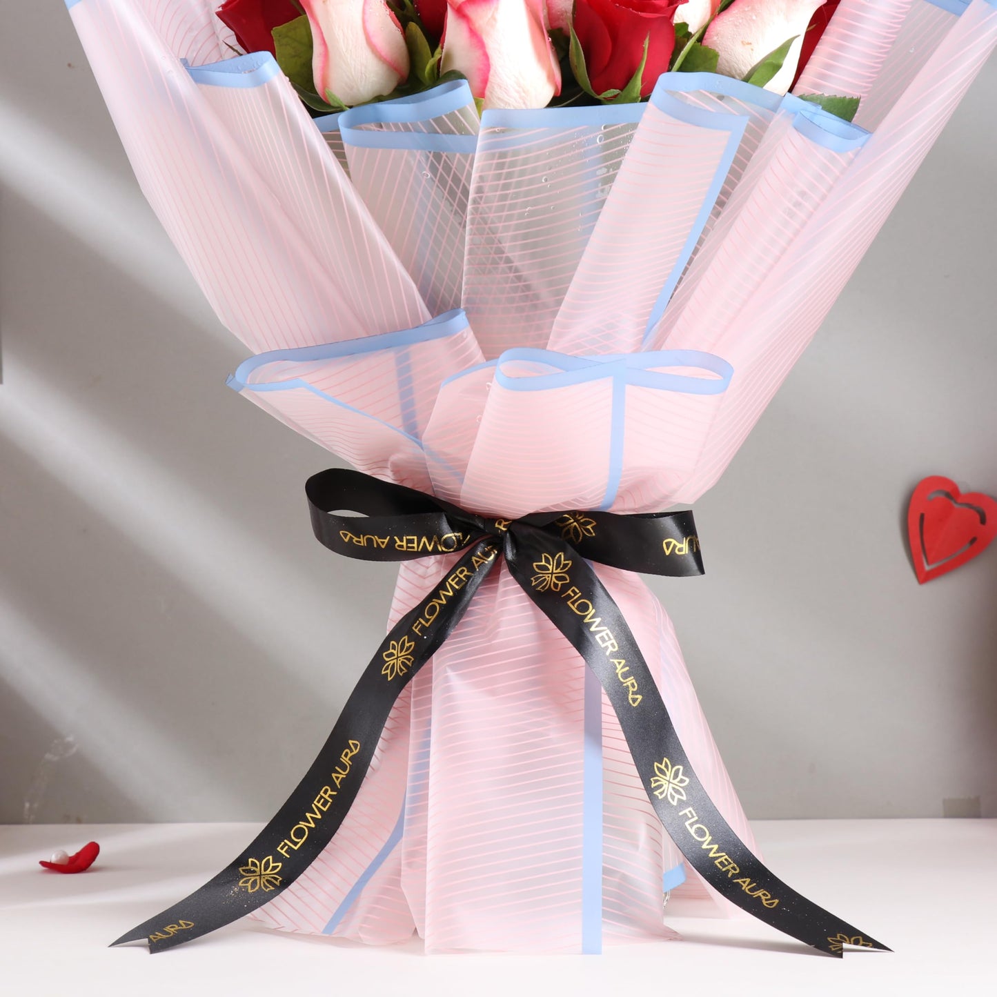 FlowerAura Fresh Live Premium Flower Bouquet of 22 Pink & Red Flowers For Birthday Gift, Anniversary Gift, Valentine's Day Gift For Boyfriend, Girlfriend, Wife & Husband (Same Day Delivery)